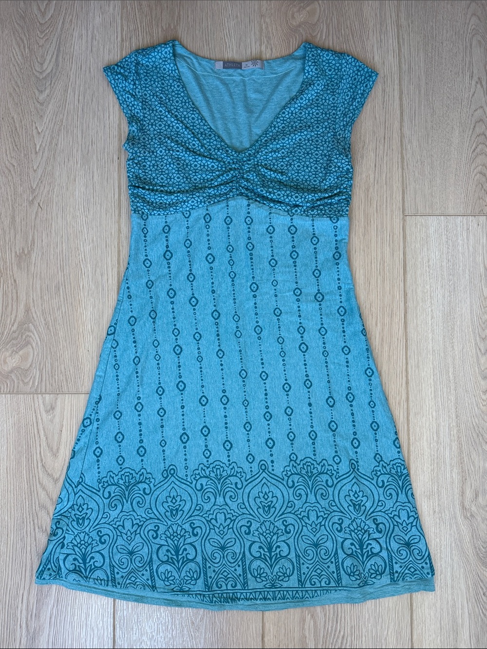 Hippie Indie Medallion Print V-Neck Dress Athleta XS Aqua Blue Dhara Burnout